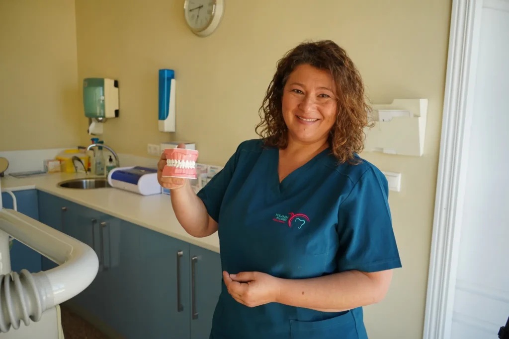 clinica dental en tomares